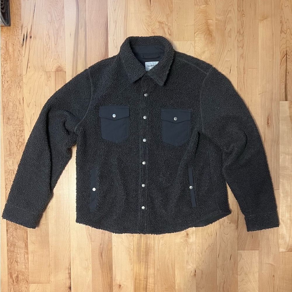 GoodFellows Button Up